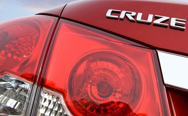 Chevrolet prueba el nuevo Cruze que cambiará de generación en 2014