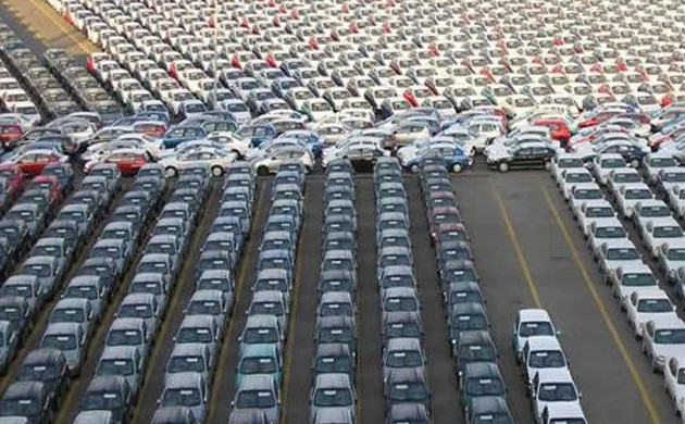 Se frenó la importación de autos y ya hay 40.000 vehículos demorados en el puerto