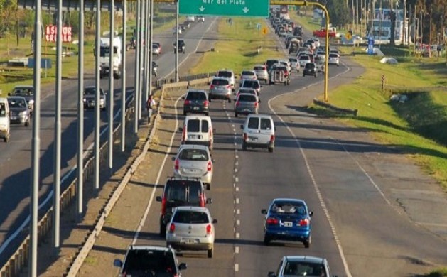 ¿Qué documentación y elementos hay que llevar en el auto para evitar multas?