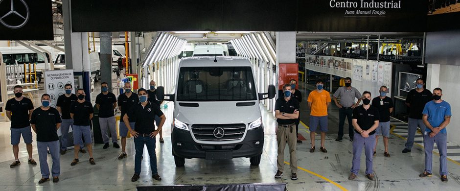 Mercedes-Benz envió a EEUU el primer embarque de las nuevas Sprinter III argentinas