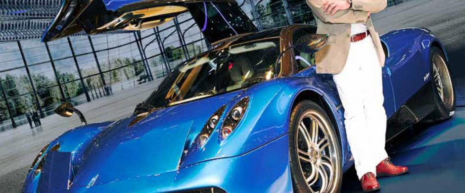 Horacio Pagani fue elegido como el mejor constructor de autos de lujo del mundo