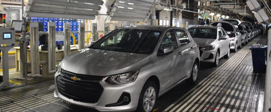 La falta de piezas electrónicas afecta la producción del Chevrolet Onix